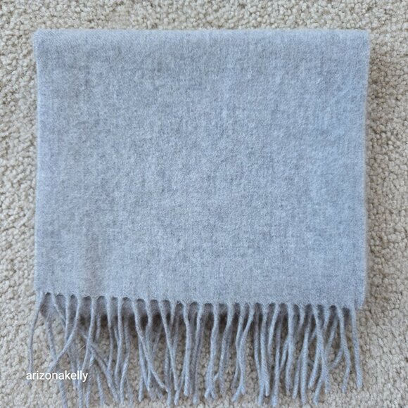 NWOT Uniqlo Cashmere Fringe Scarf Grey - Picture 8 of 9